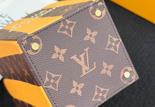 LV Flower Popcorn Basket 036