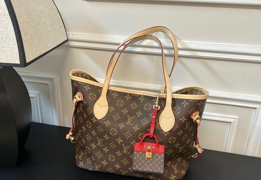 LV Micro Bag Pendant 004