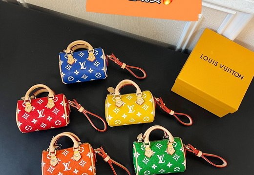 LV Micro Bag Pendant 010