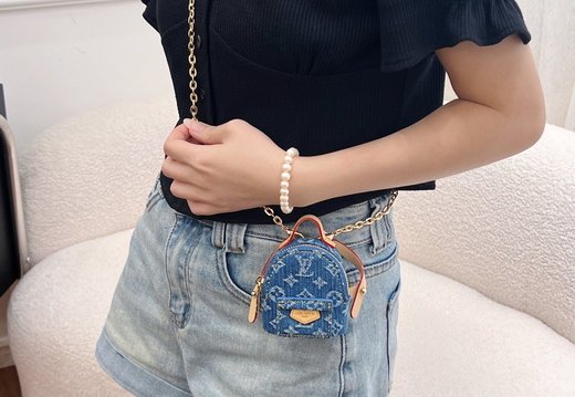 LV Micro Bag Pendant 031