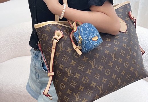 LV Micro Bag Pendant 034