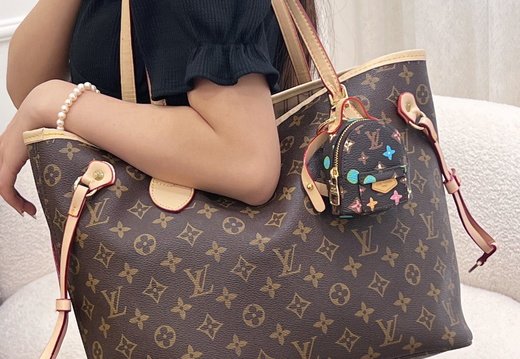 LV Micro Bag Pendant 036