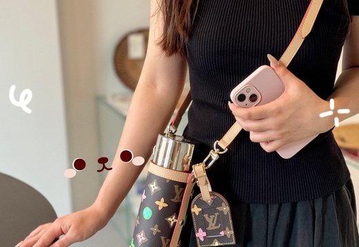 LV Water Bottle 021