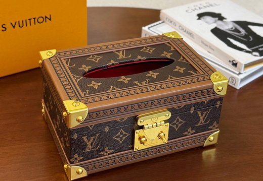 LV tissue box 038