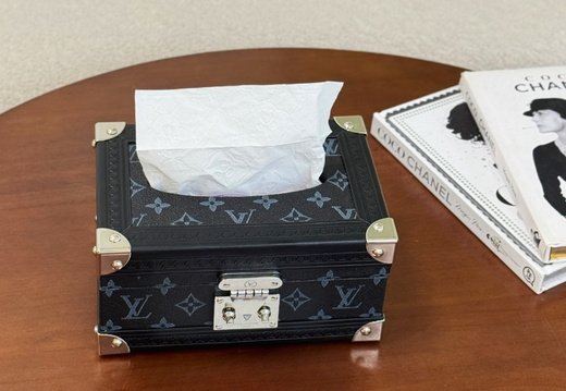 LV tissue box 049