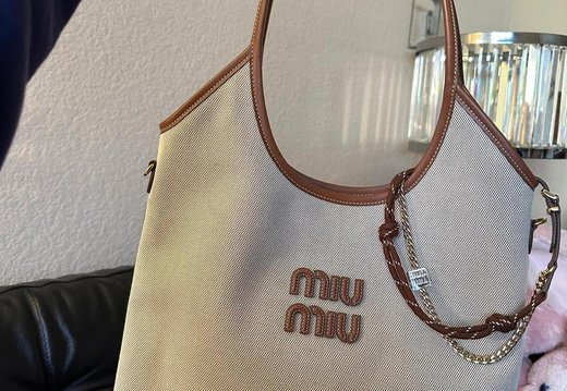 Miumiu Bag Pendant 038