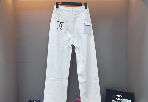 Chanel A023 20250814 0013.