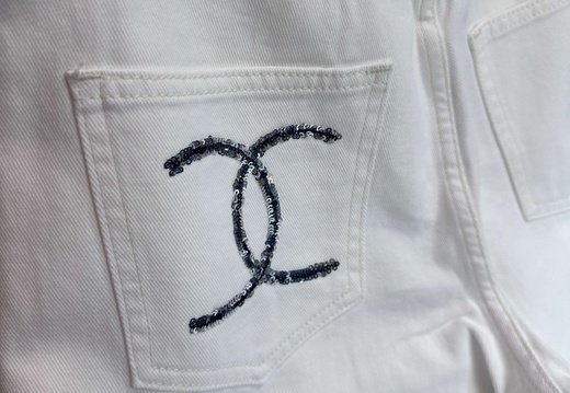 Chanel A023 20250814 0019.