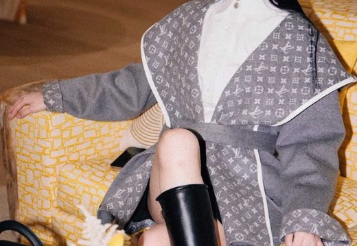 LV Clothes A029 202509200037