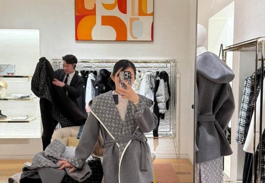 LV Clothes A029 202509200043