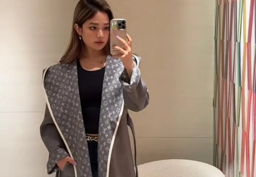 LV Clothes A029 202509200045