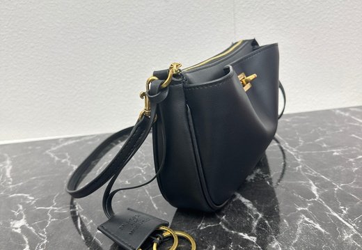 Balenciaga A008 20250330 0003