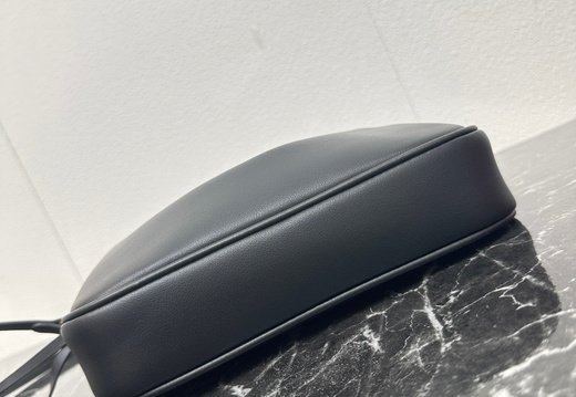 Balenciaga A008 20250330 0010