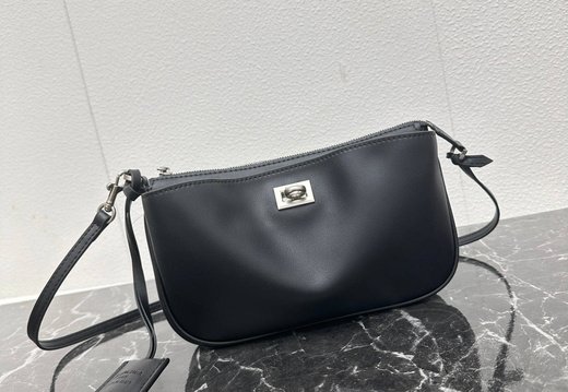 Balenciaga A008 20250330 0012