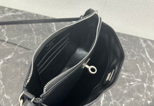 Balenciaga A008 20250330 0017