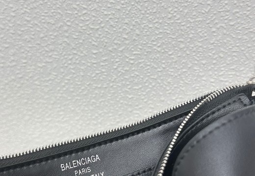 Balenciaga A008 20250330 0019