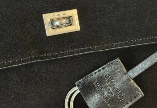 Balenciaga A008 20250330 0027