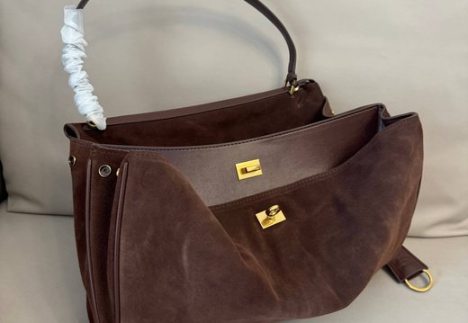 Balenciaga A008 20250330 0031