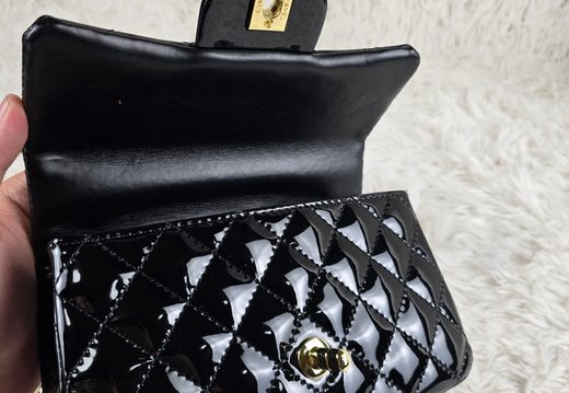 Chanel A008 20250330 0049