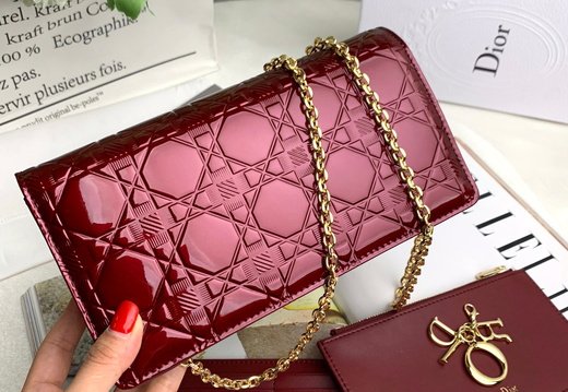 Dior A008 20250330 0017