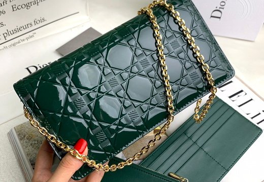 Dior A008 20250330 0026