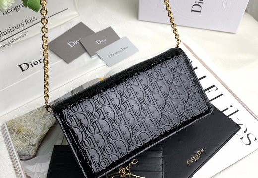 Dior A008 20250330 0034