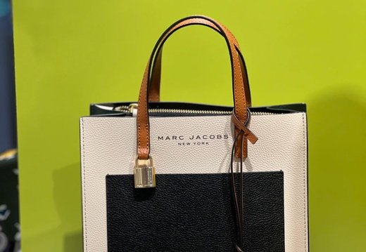 Marc Jacobs A008 20250330 0002