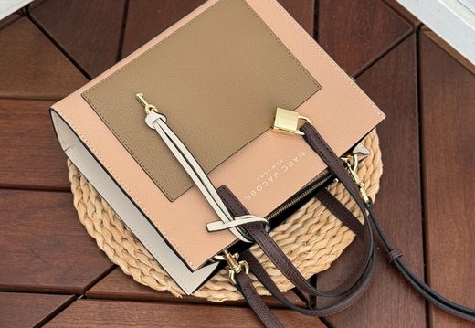 Marc Jacobs A008 20250330 0035