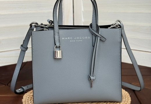 Marc Jacobs A008 20250330 0047