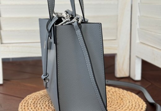 Marc Jacobs A008 20250330 0048