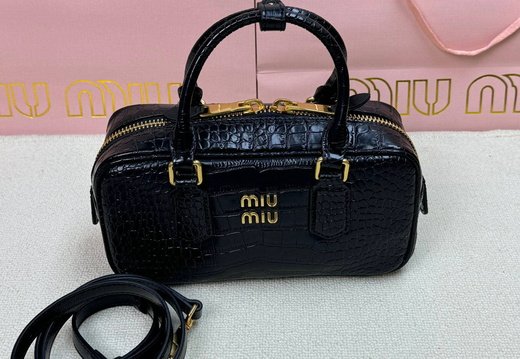 Miumiu A008 20250330 0030
