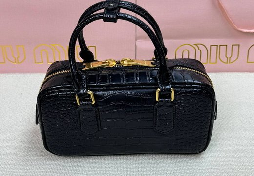 Miumiu A008 20250330 0033