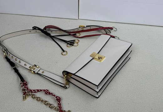 Prada A008 20250330 0006