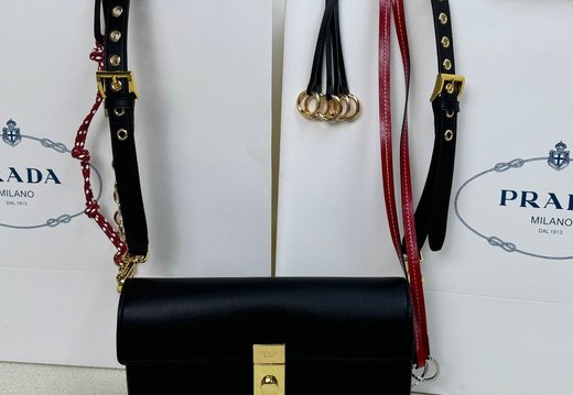 Prada A008 20250330 0013