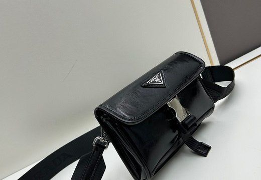 Prada A008 20250330 0042