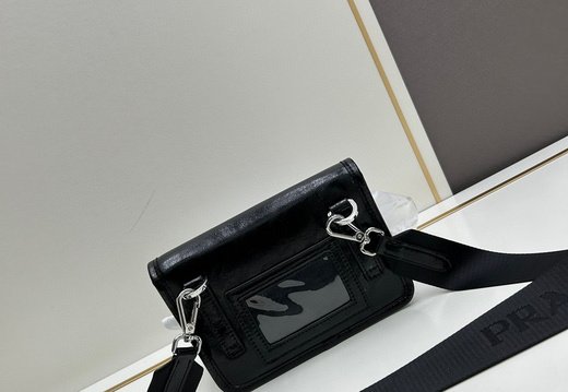 Prada A008 20250330 0043