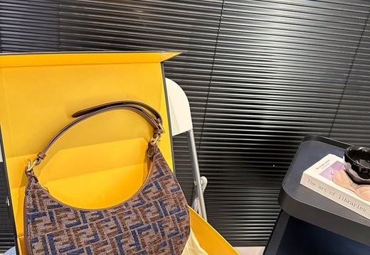 Handbag Fendi Original 0004