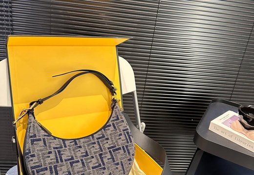 Handbag Fendi Original 0005