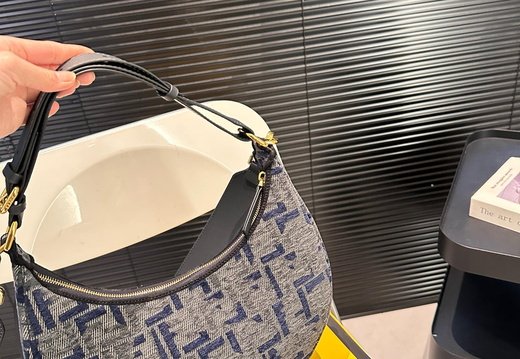 Handbag Fendi Original 0009