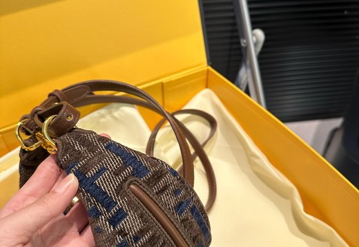 Handbag Fendi Original 0021