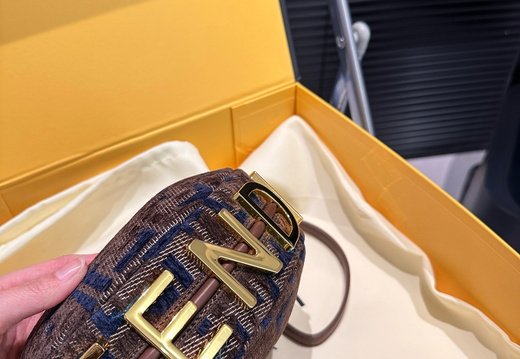 Handbag Fendi Original 0022