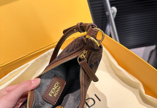 Handbag Fendi Original 0025