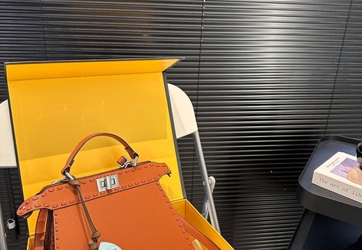 Handbag Fendi Original 0047