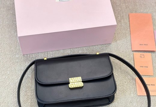 Handbag Miumiu Original 0015