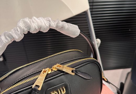Handbag Miumiu Original 0040