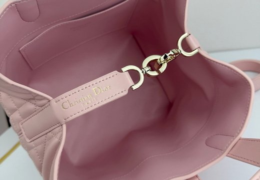 Dior A001 20250430 0008