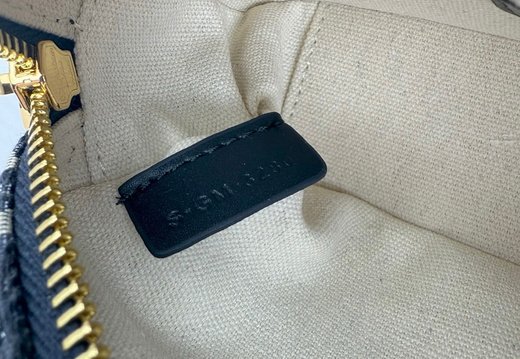 Dior A001 20250430 0037