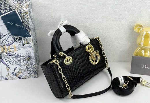 Dior A001 20250430 0043