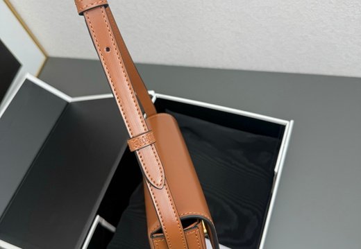 Celine A002 20250430 0007