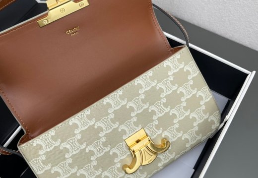 Celine A002 20250430 0043